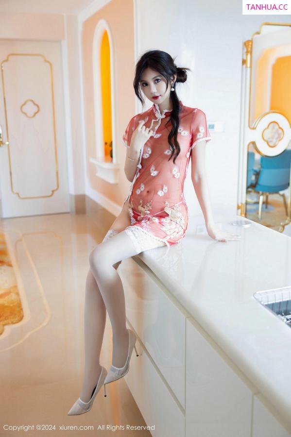 綺裡嘉 绮里嘉 [XiuRen]高清写真图 2024.11.29 No.9529 绮里嘉ula 丝袜美腿第55张图片